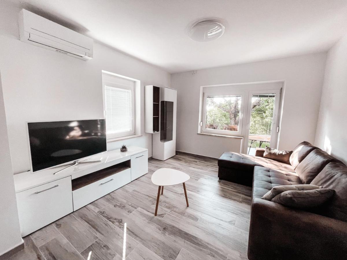 Riad Apartments Premium Zgornje Skofije Exteriér fotografie