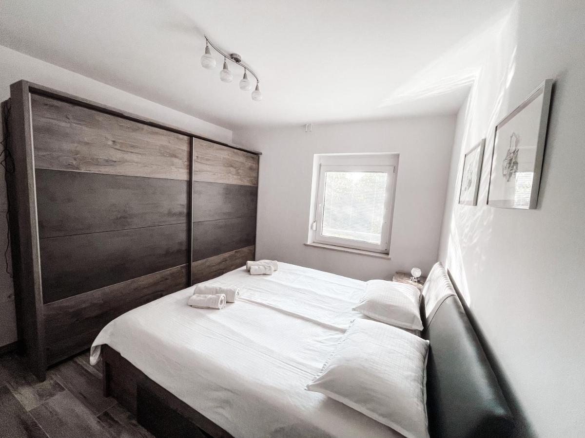 Riad Apartments Premium Zgornje Skofije Exteriér fotografie