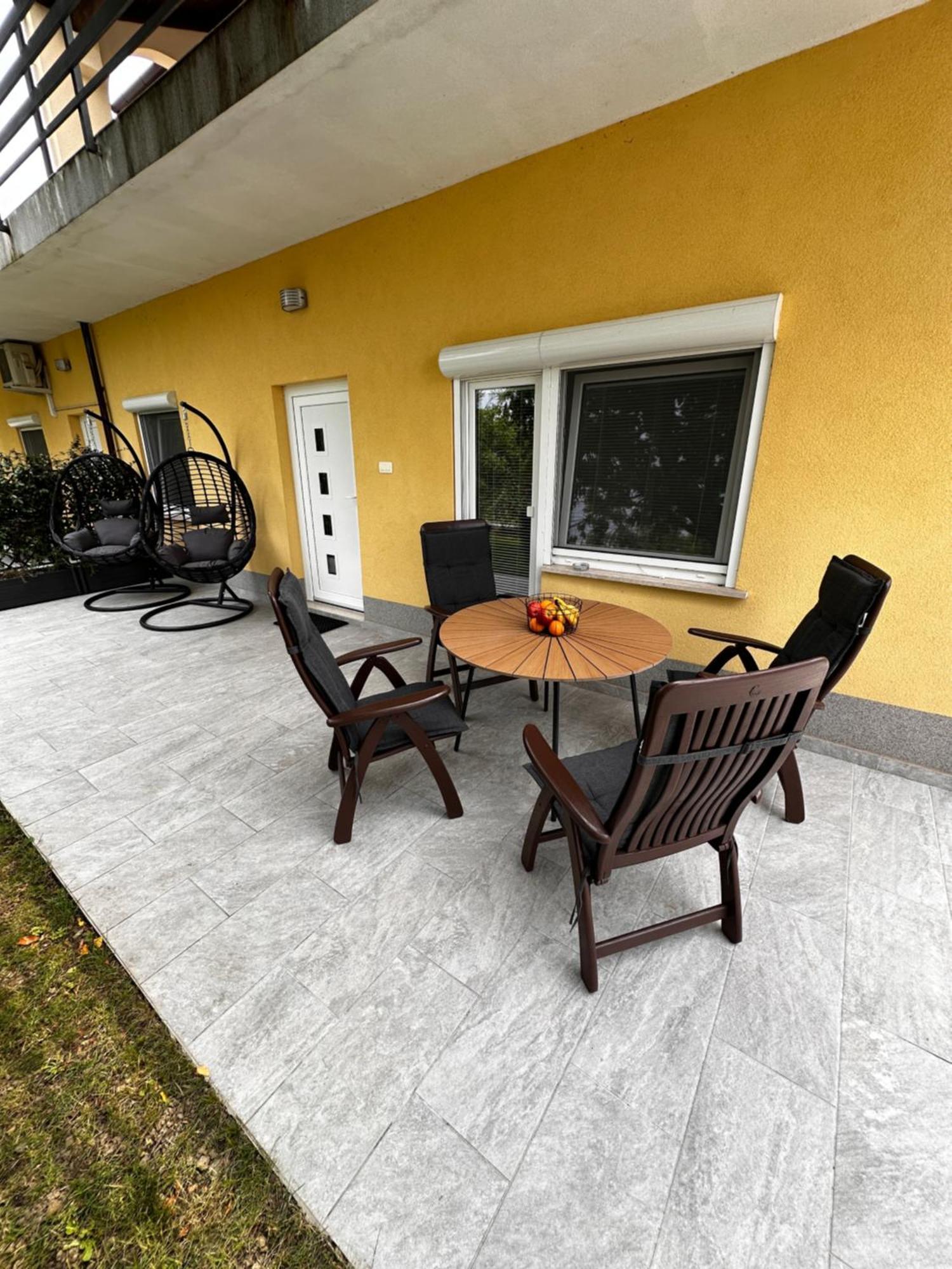 Riad Apartments Premium Zgornje Skofije Exteriér fotografie